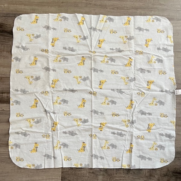 Carter's Child of Mine Baby Receiving Blankets Yellow Animals Polka Dots Flannel - Picture 2 of 13